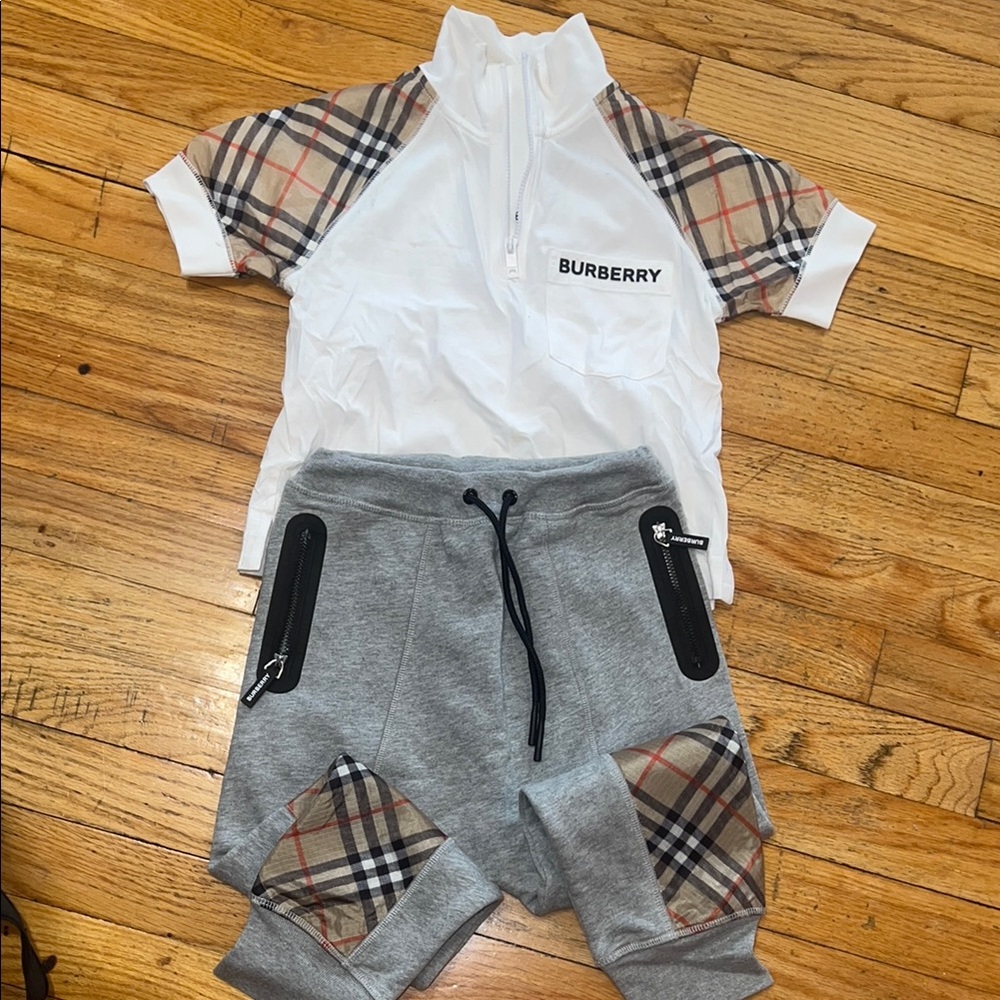 Burberry Kids White T Shirt Gray Sweatpants
